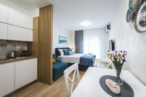 Anna Lux Apartments